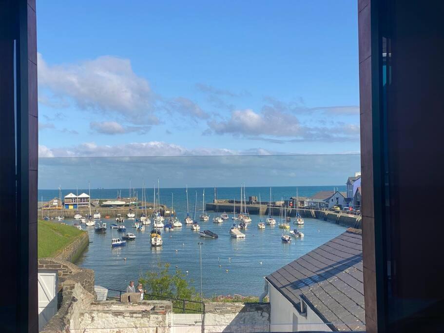 Villa Aberaeron Island House - Panoramic Harbour Views Extérieur photo