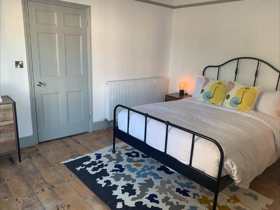 Villa Aberaeron Island House - Panoramic Harbour Views Extérieur photo