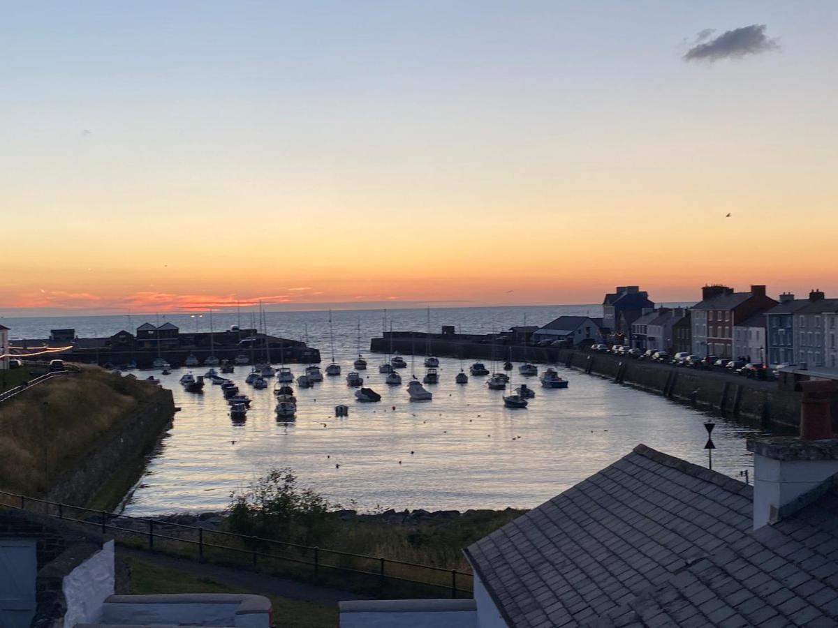 Villa Aberaeron Island House - Panoramic Harbour Views Extérieur photo